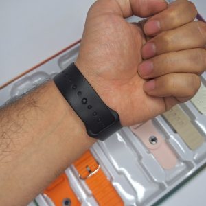 ساعت هوشمند ۴۴ میلیمتری مدل S30 pro با بند سیلیکونی به همراه ۶ بند متنوع